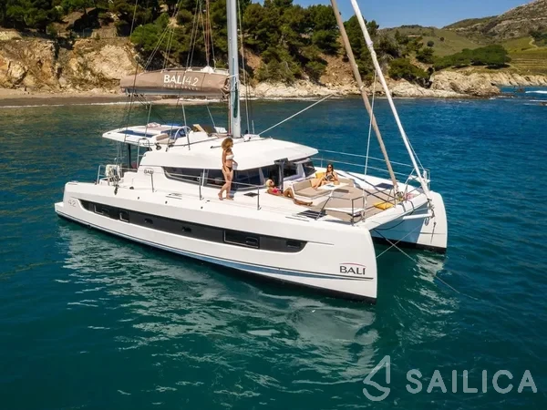 Bali 4.2 - Yacht Charter Sailica