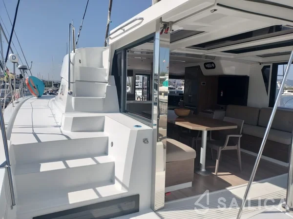 Bali 4.2 - Yacht Charter Sailica