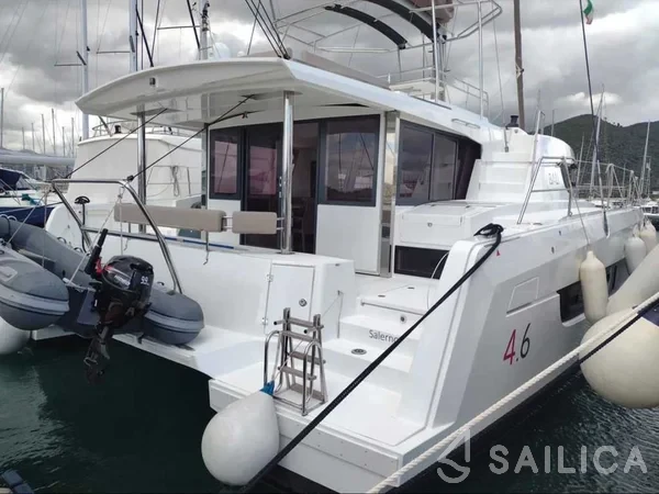 Bali 4.6 - Yacht Charter Sailica