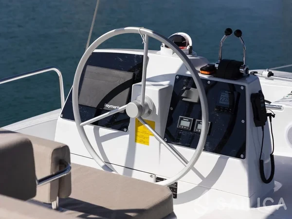 Bali 4.6 - Yacht Charter Sailica