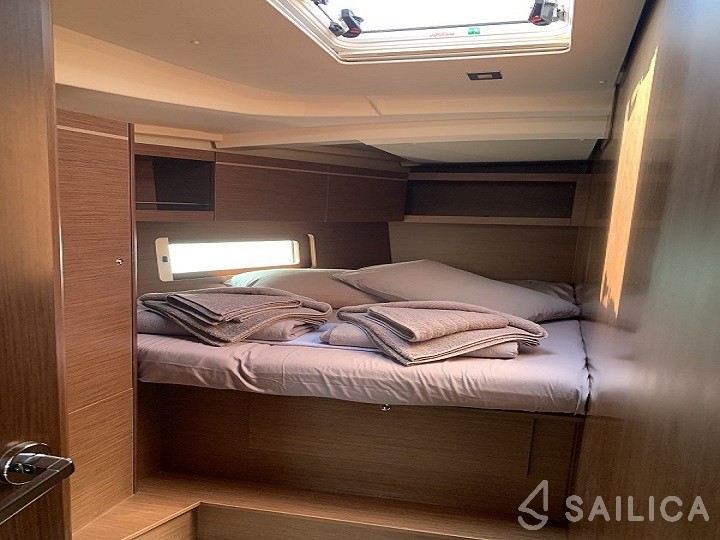 Oceanis 46.1 - Yacht Charter Sailica