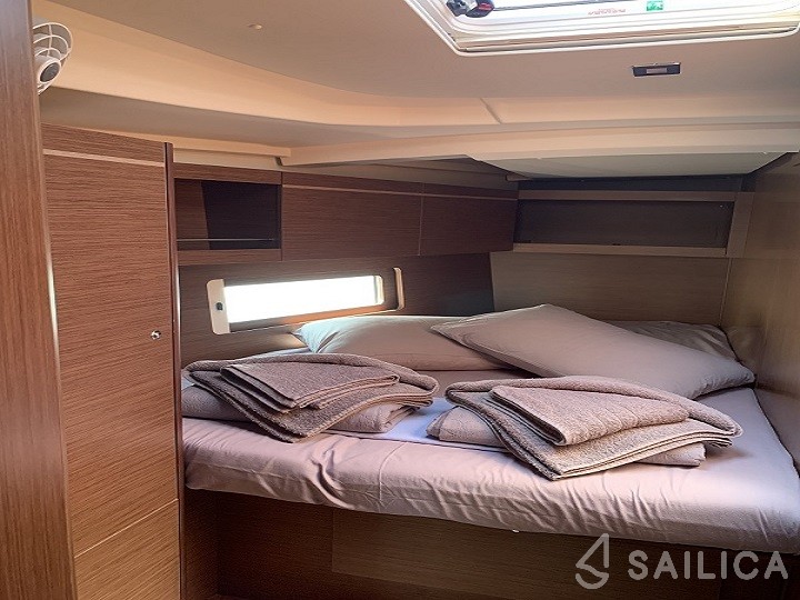 Oceanis 46.1 - Yacht Charter Sailica