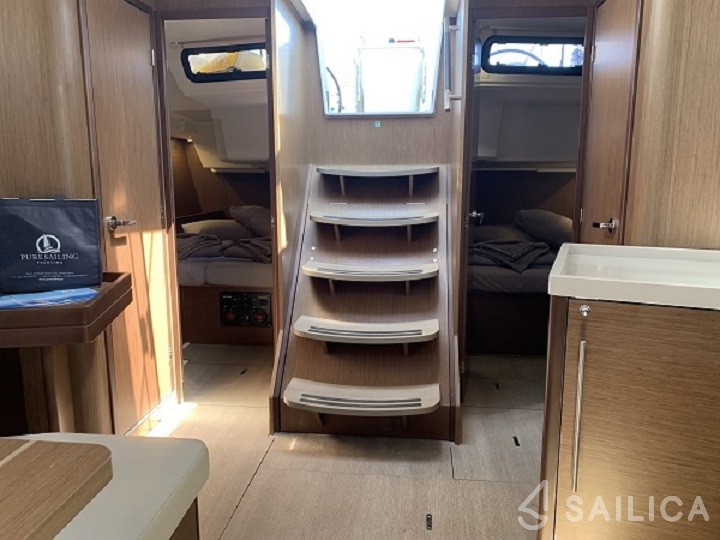 Oceanis 46.1 - Yacht Charter Sailica