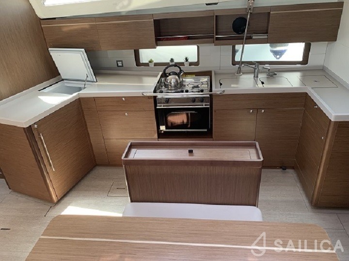 Oceanis 46.1 - Yacht Charter Sailica