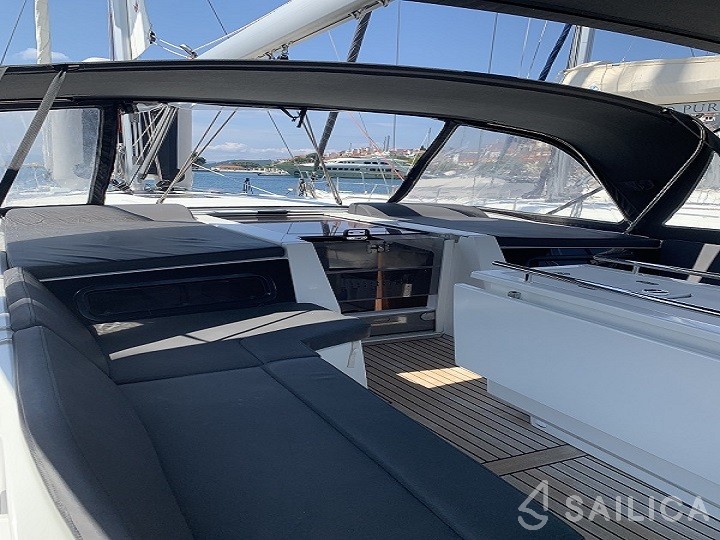 Oceanis 46.1 - Yacht Charter Sailica