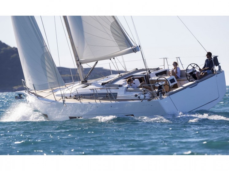 Dufour 390 - Yacht Charter Sailica