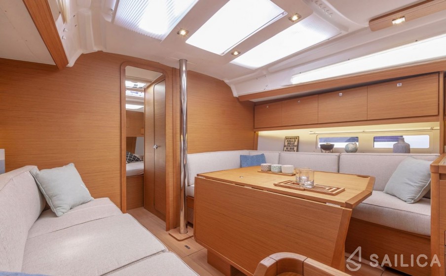 Dufour 390 - Yacht Charter Sailica