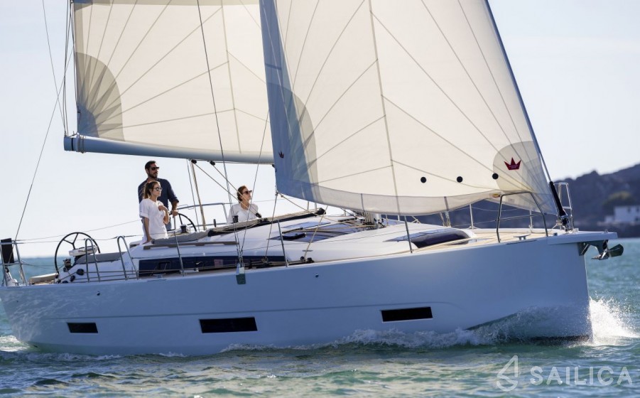 Dufour 390 - Yacht Charter Sailica