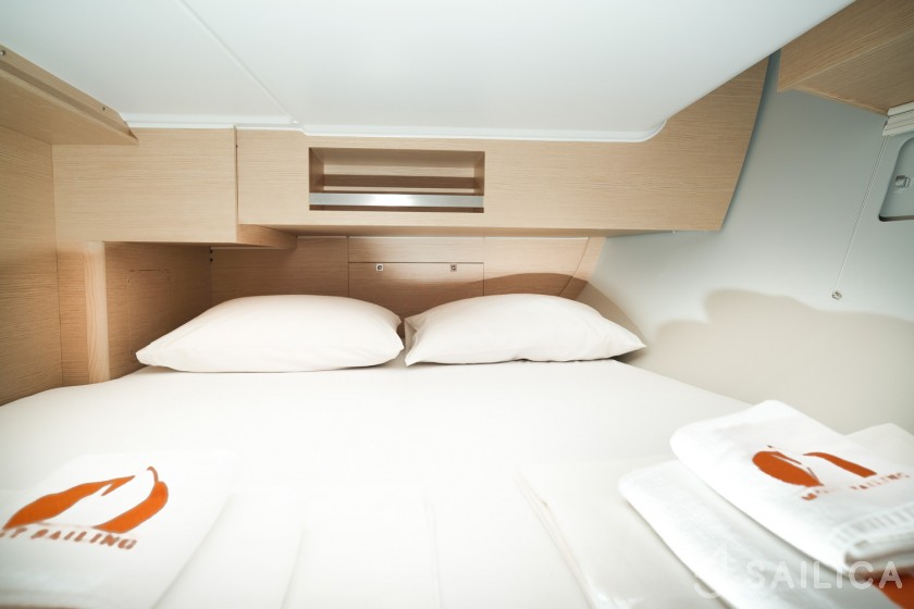 Dufour 390 - Yacht Charter Sailica