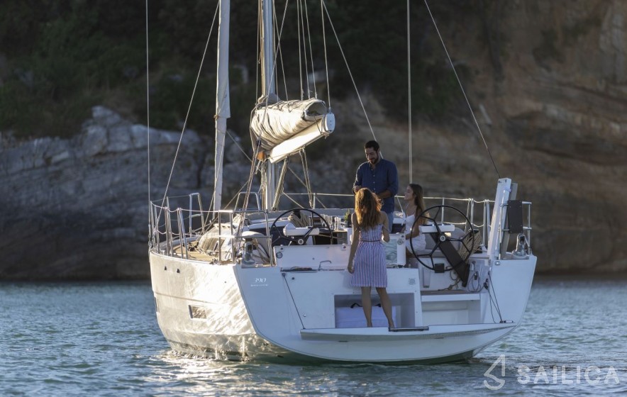 Dufour 390 - Yacht Charter Sailica