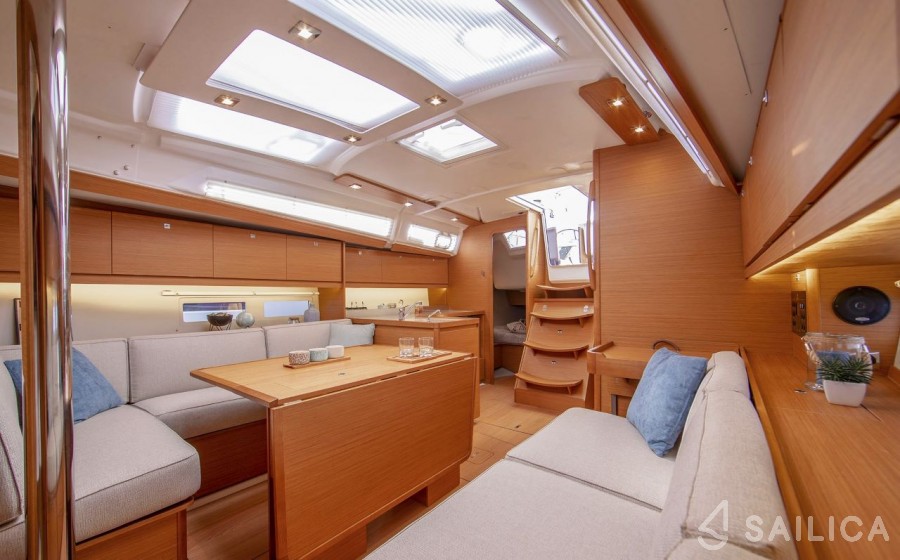 Dufour 390 - Yacht Charter Sailica