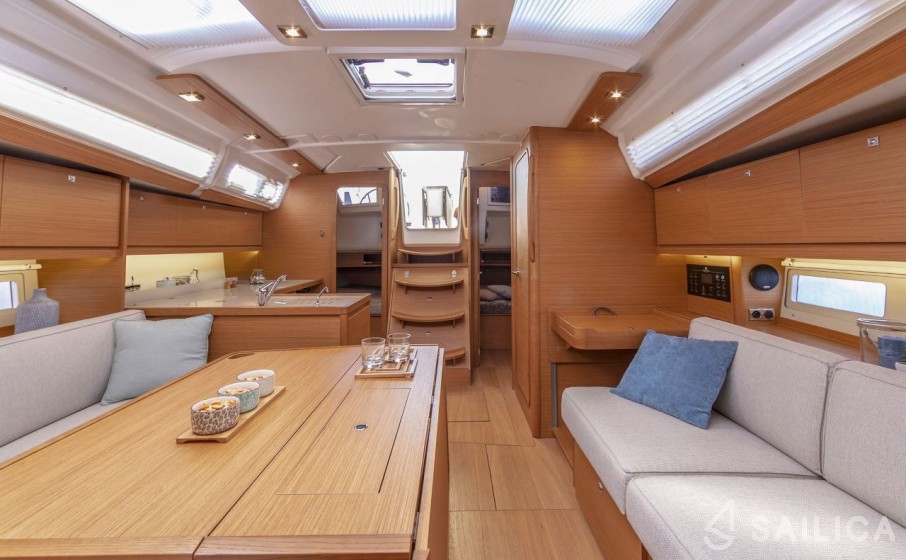 Dufour 390 - Yacht Charter Sailica