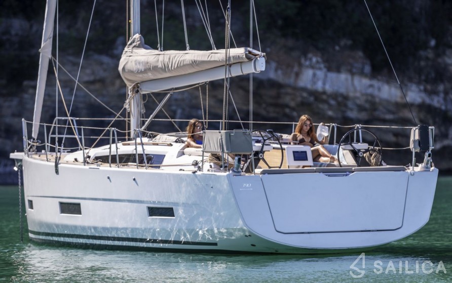 Dufour 390 - Yacht Charter Sailica