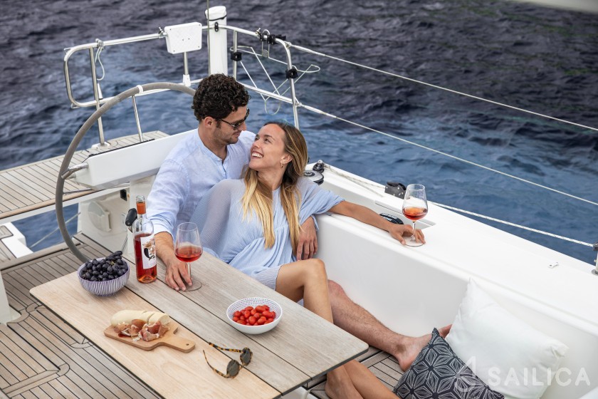 Bavaria C45 Style - Yacht Charter Sailica