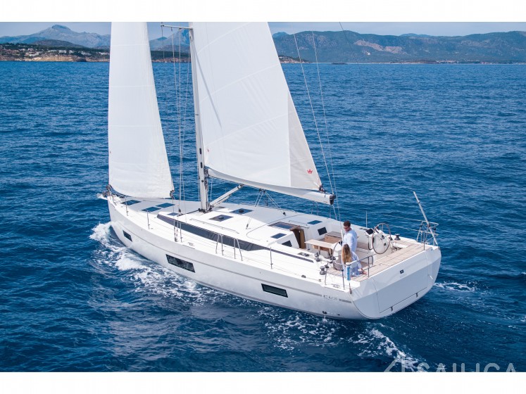 Bavaria C45 Style - Yacht Charter Sailica