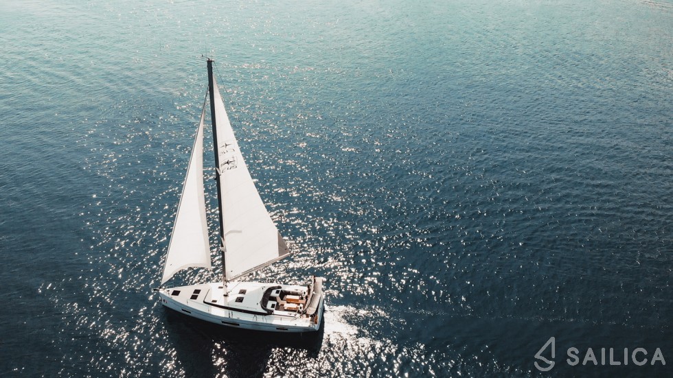 Bavaria C45 Style - Yacht Charter Sailica