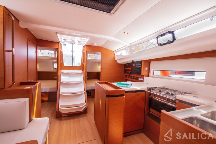 Sun Odyssey 440 - Yacht Charter Sailica