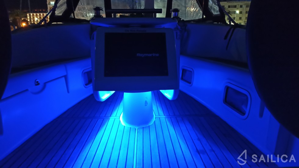 Oceanis 46 - Yacht Charter Sailica