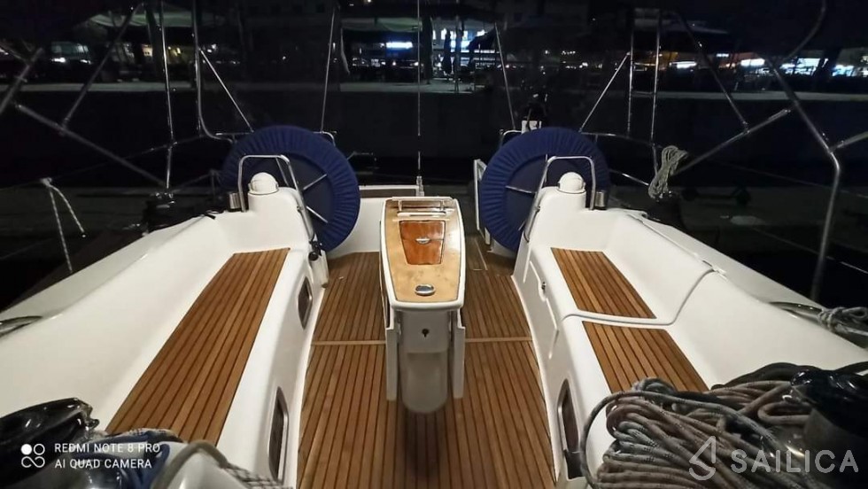 Oceanis 46 - Yacht Charter Sailica