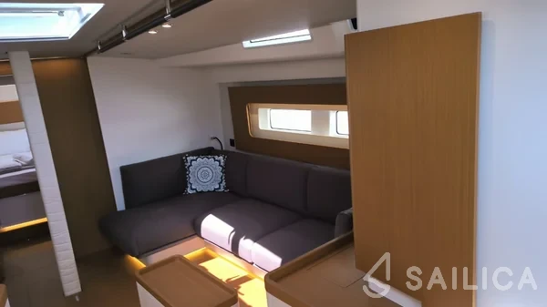 First 53 - Yacht Charter Sailica