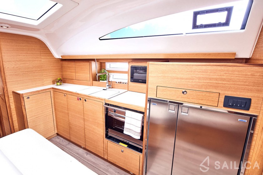 Elan Impression 45.1 - Yacht Charter Sailica