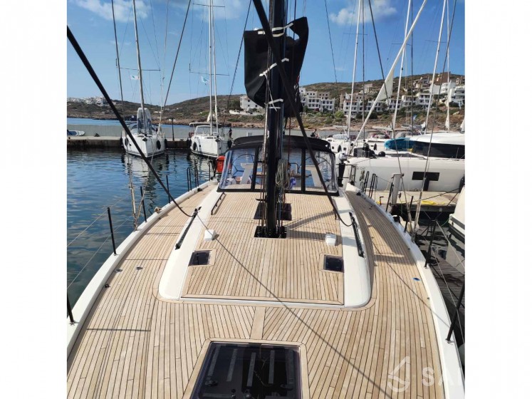 First 53 - Yacht Charter Sailica