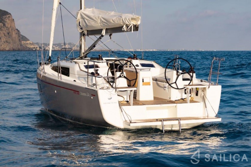 Oceanis 34.1 - Yacht Charter Sailica