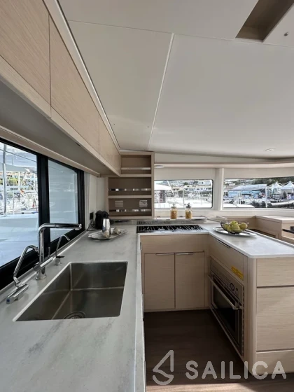 Lagoon 46  - Yacht Charter Sailica