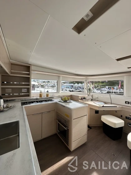Lagoon 46  - Yacht Charter Sailica