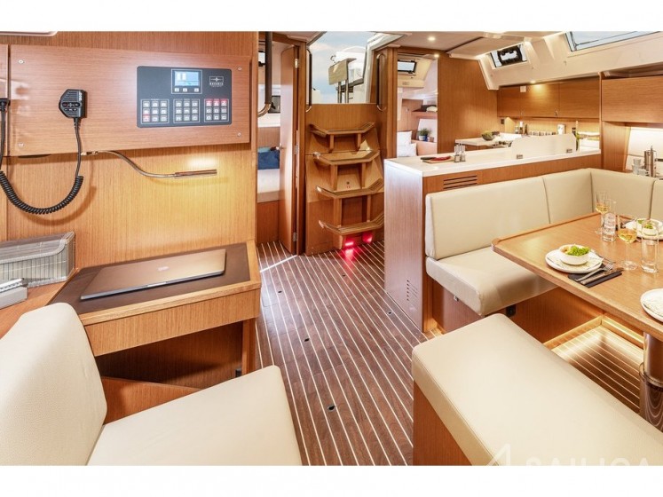 Bavaria C45 - Yacht Charter Sailica