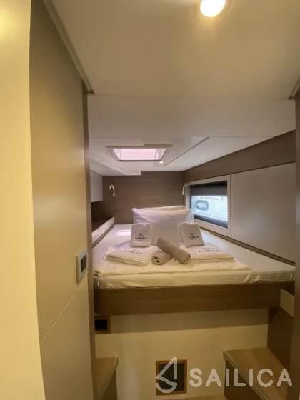 Bali 4.6 - Yacht Charter Sailica