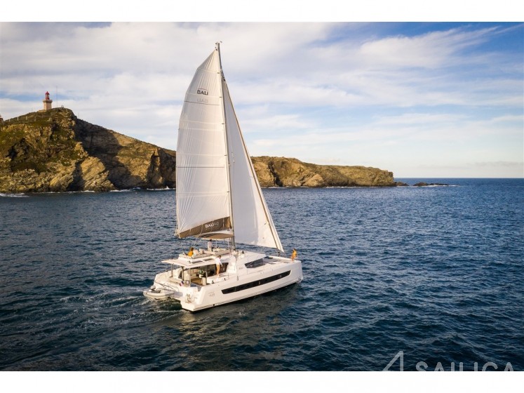 Bali 4.6 - Yacht Charter Sailica