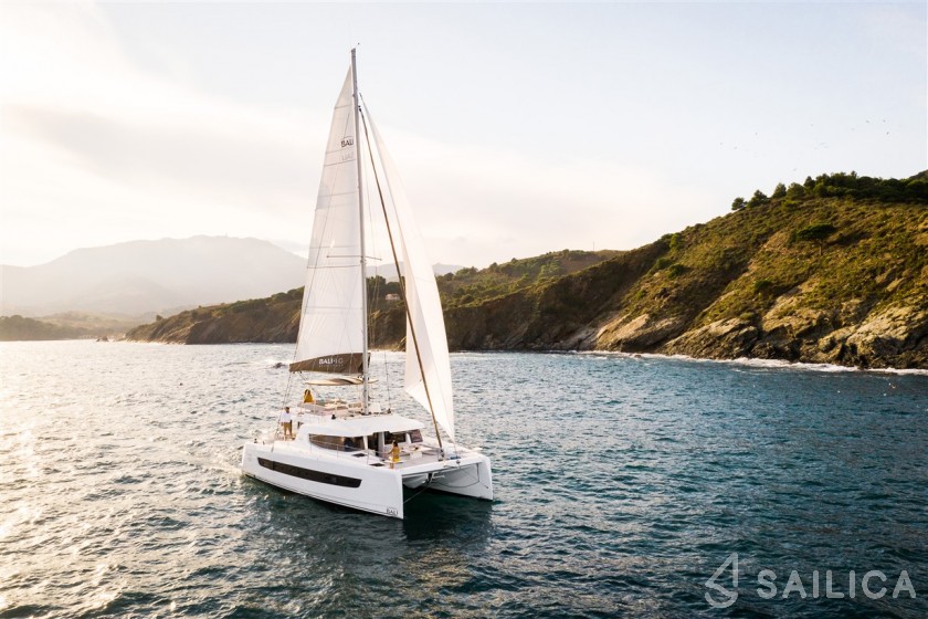 Bali 4.6 - Yacht Charter Sailica