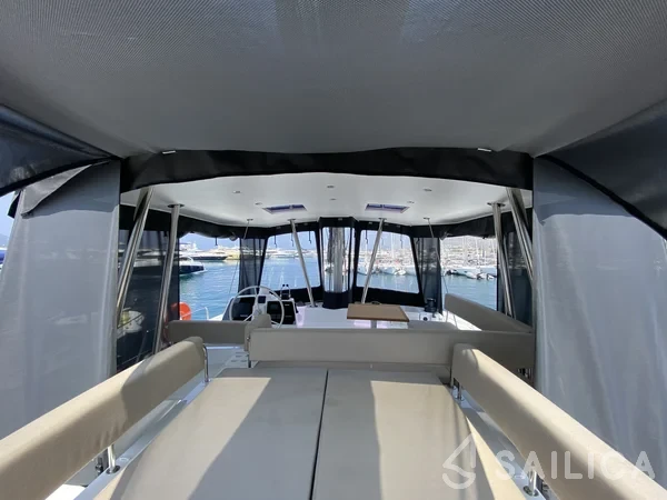 Bali 4.6 - Yacht Charter Sailica