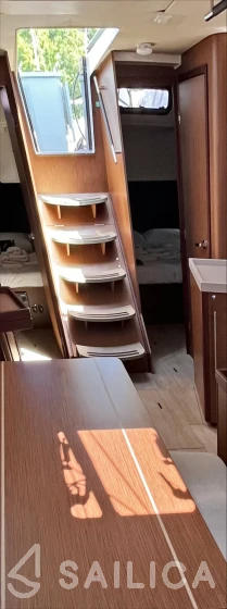 Oceanis 46.1 - Yacht Charter Sailica