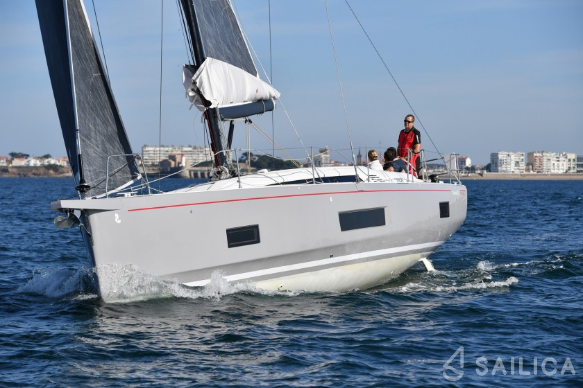 Oceanis 46.1 - Yacht Charter Sailica
