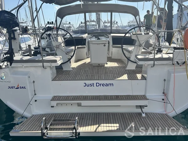 Oceanis 46.1 - Yacht Charter Sailica