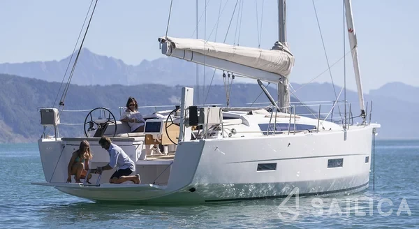 Dufour 430 - Yacht Charter Sailica