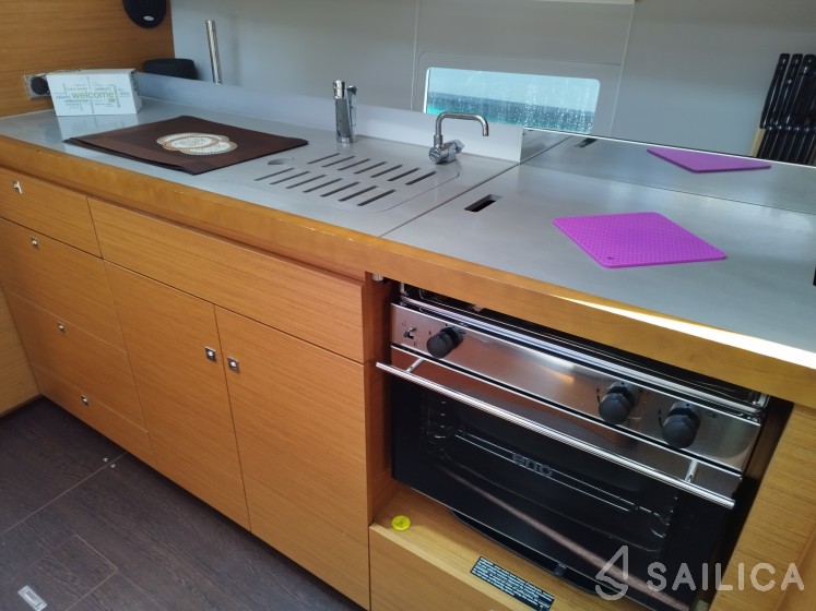 Dufour 430 - Yacht Charter Sailica