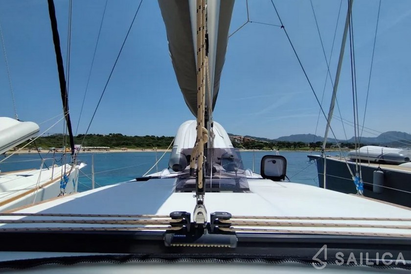 Dufour 430 - Yacht Charter Sailica