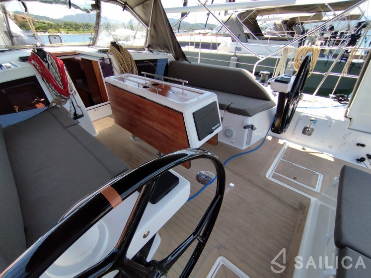 Dufour 430 - Yacht Charter Sailica