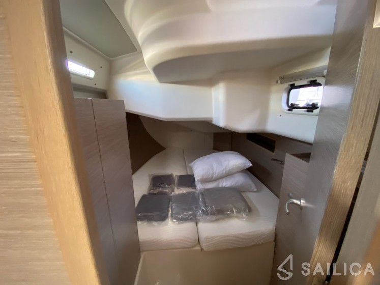 Hanse 458 - Yacht Charter Sailica