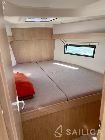 Bavaria 38 Cruiser - Yacht Charter Sailica