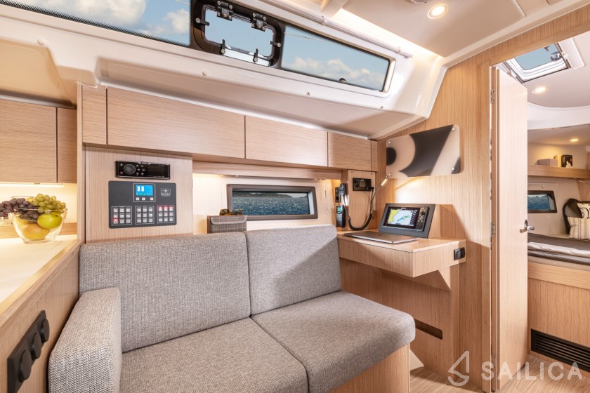 Bavaria 38 Cruiser - Yacht Charter Sailica