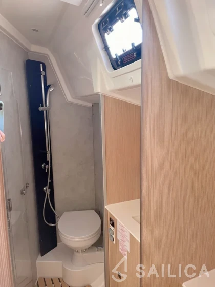 Bavaria 38 Cruiser - Yacht Charter Sailica