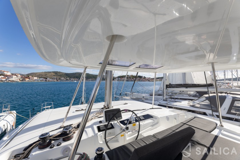 Lagoon 46  - Yacht Charter Sailica