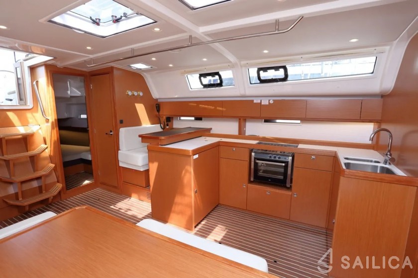 Elan 45 Impression - Yacht Charter Sailica