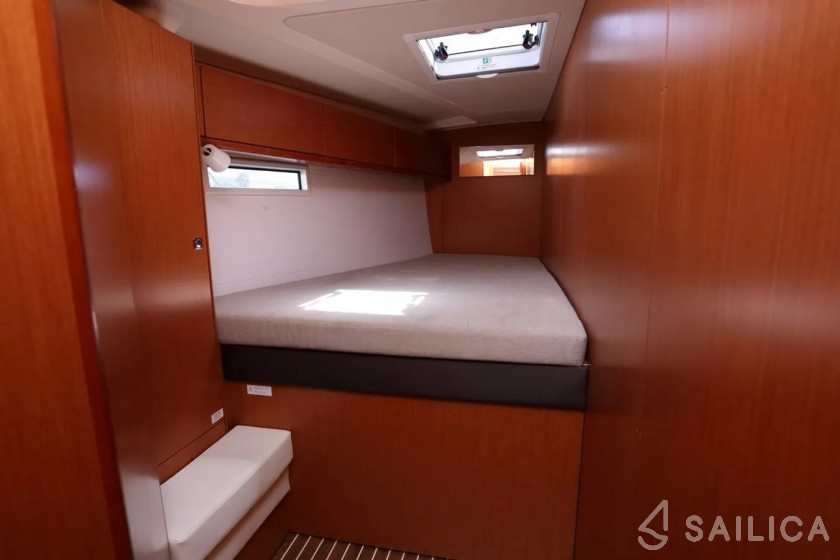 Elan 45 Impression - Yacht Charter Sailica