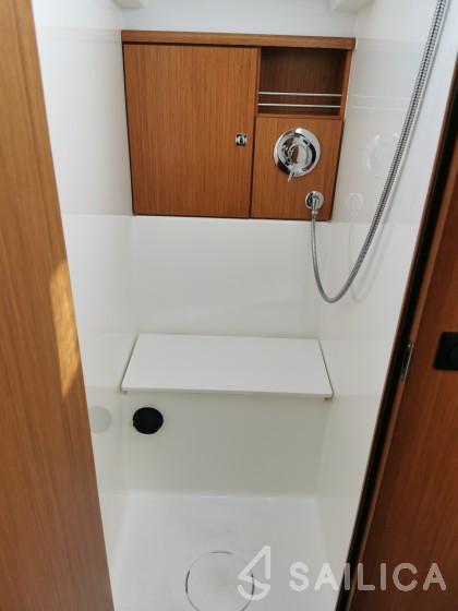 Elan 45 Impression - Yacht Charter Sailica