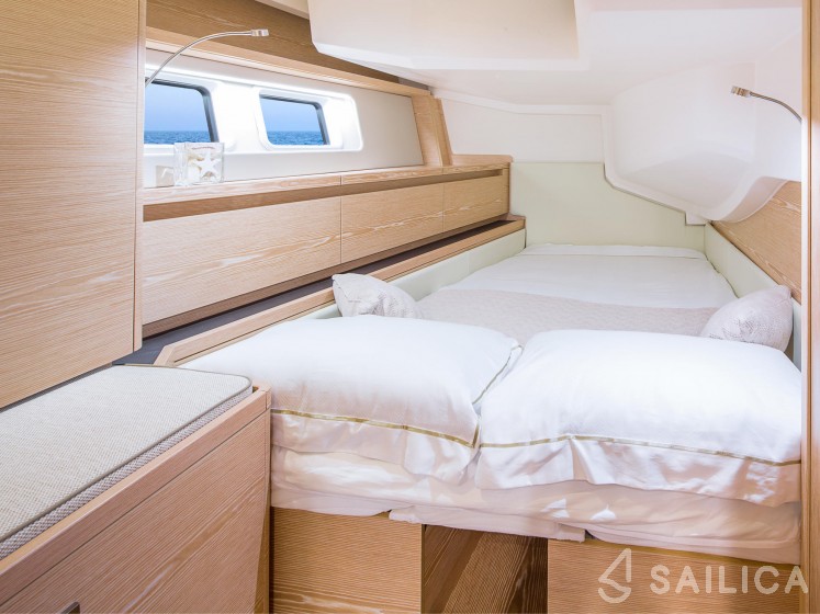 Hanse 588 - Yacht Charter Sailica